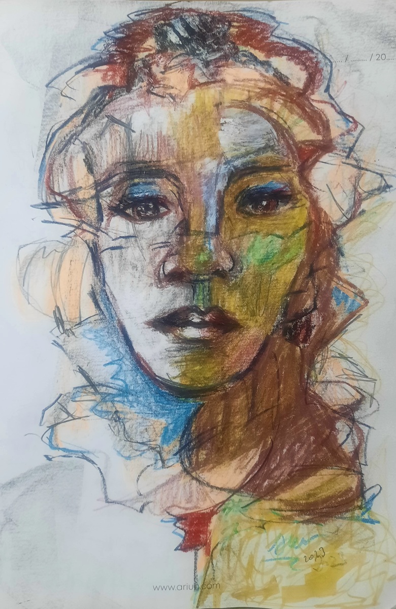 RAGAZZA ASIMMETRICA