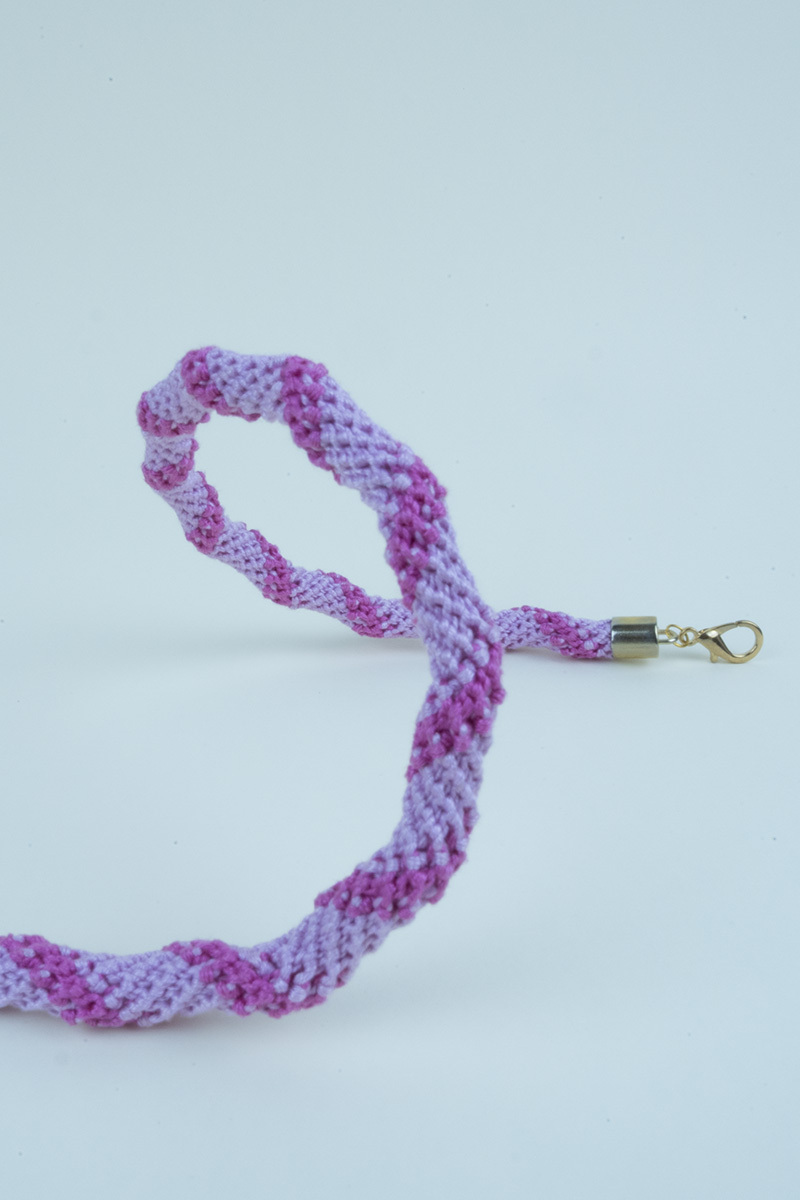 Collana Intrecciata Fatta a Mano