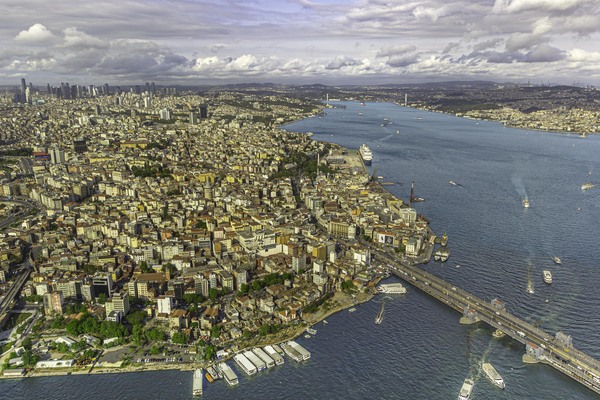 ISTANBUL DEPUIS LE CIEL